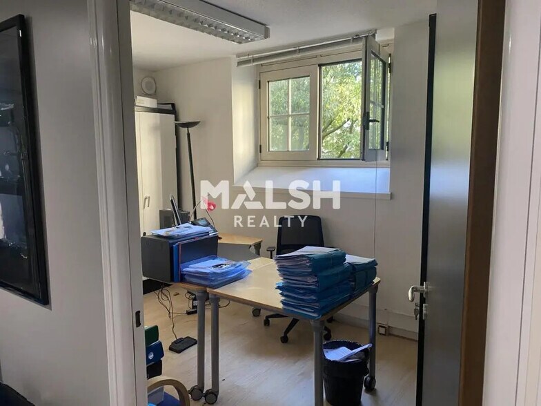 Bureau dans Lyon à louer - Photo de l’immeuble – Image 1 sur 6