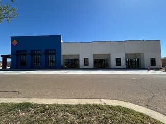 Plus de détails pour 2413 Jacaman Rd, Laredo, TX - Local commercial à louer