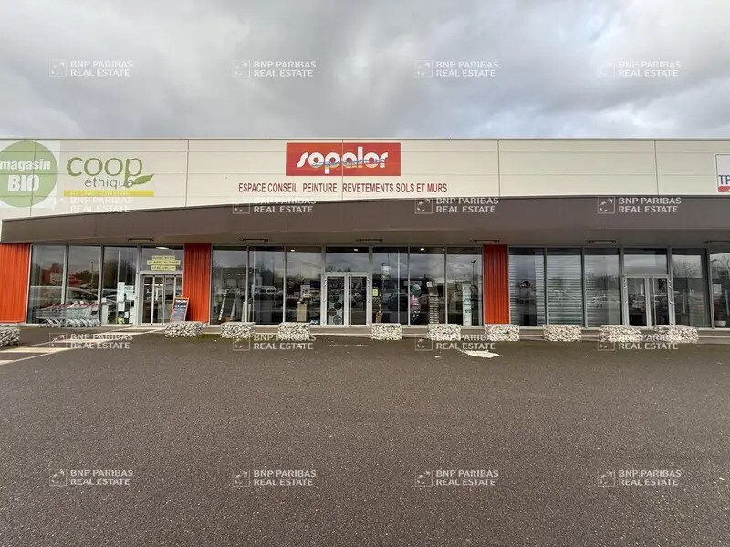Local commercial dans Woippy à louer Photo de l’immeuble– Image 1 sur 12