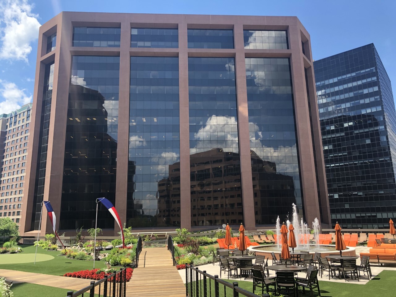 50 Main St, White Plains, NY à louer Photo principale– Image 1 sur 31