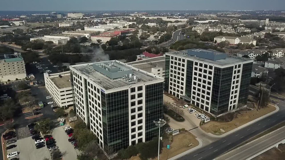 9606 N Mopac Expy, Austin, TX à louer - Vidéo sur l’annonce professionnelle – Image 3 sur 35