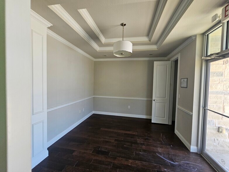 1402 S Custer Rd, McKinney, TX à louer - Photo de l’immeuble – Image 3 sur 12