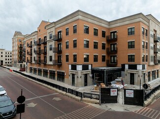 Plus de détails pour 750 Veterans Way, Carmel, IN - Local commercial à louer