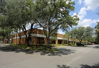 Plus de détails pour 1911 N Us Hwy 301, Tampa, FL - Local d'activités à louer