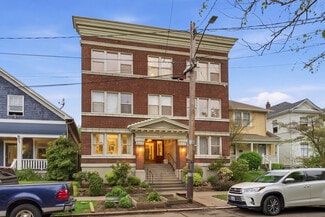Plus de détails pour 317 18th Ave E, Seattle, WA - Logement à vendre
