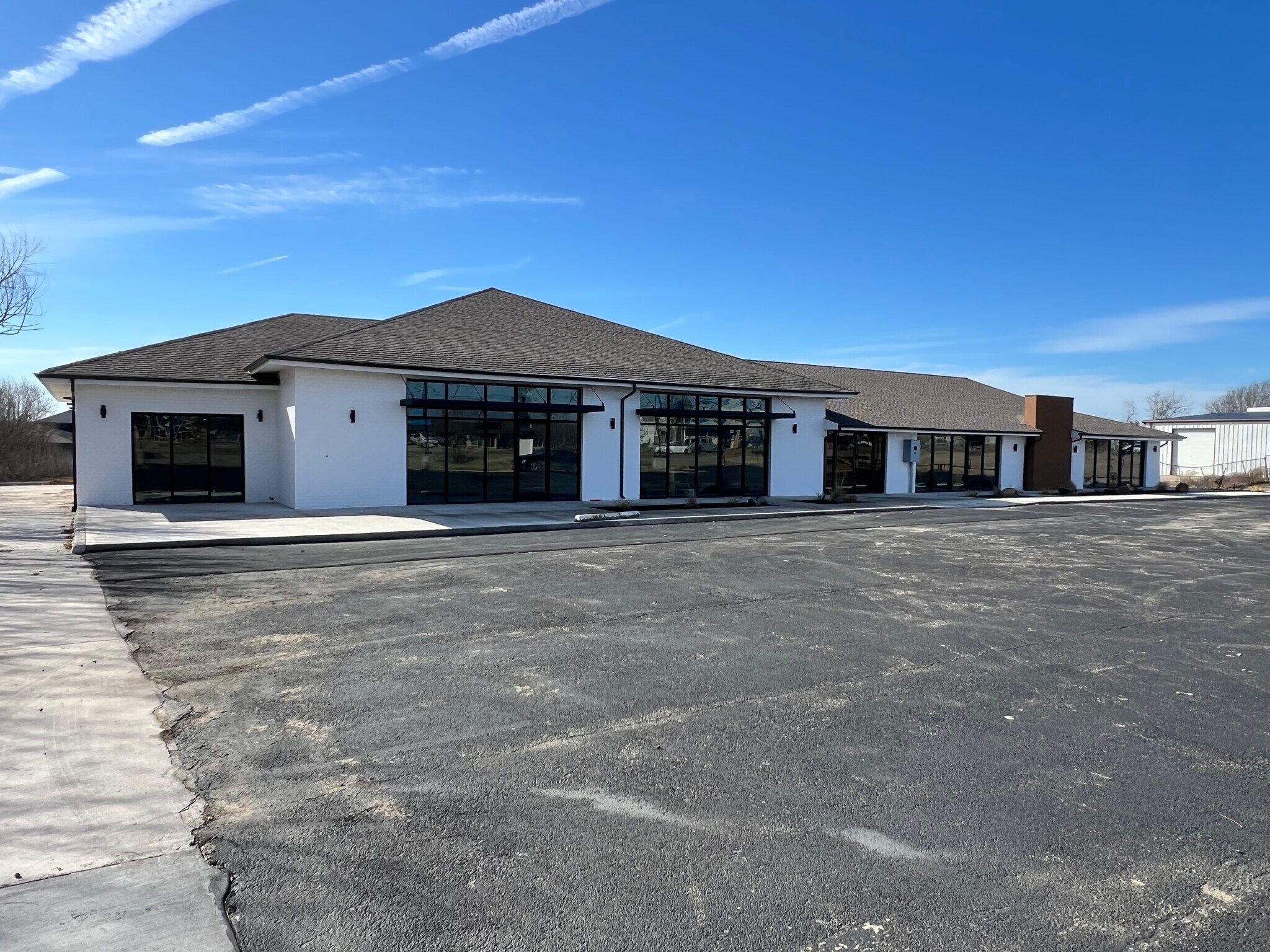 721 W Main St, Mabank, TX à louer Photo principale– Image 1 sur 6