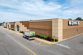 Plus de détails pour 403-421 Commack Rd, Deer Park, NY - Local commercial à louer