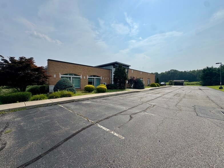 10 Fox Run Rd, Drums, PA à louer - Photo de l’immeuble – Image 3 sur 24