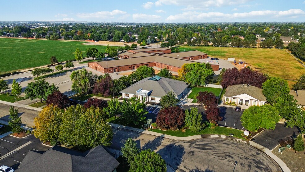 2501 N Stokesberry Pl, Meridian, ID à vendre - Photo de l’immeuble – Image 2 sur 9