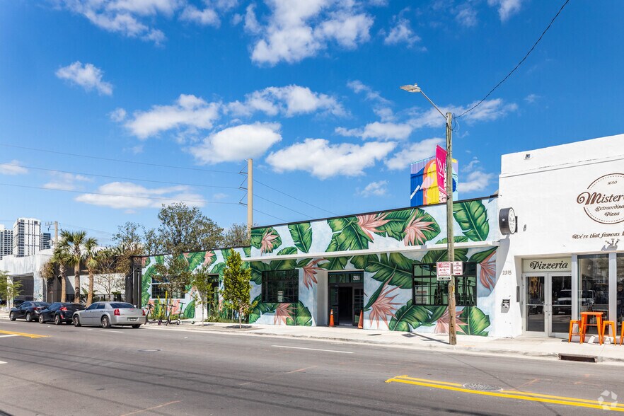 2335 N Miami Ave, Miami, FL à louer - Photo principale – Image 1 sur 21