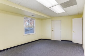 4701 Randolph Rd, Rockville, MD à louer Photo intérieure– Image 1 sur 12