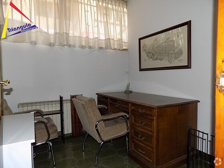 View Photo