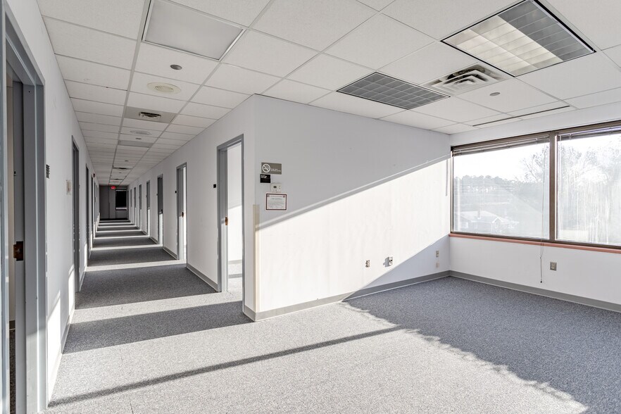 500 Scarborough Dr, Egg Harbor Township, NJ à louer - Numérisation 3D Matterport – Image 2 sur 31