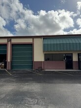 5415 NW 15th St, Margate, FL à louer Photo intérieure– Image 1 sur 8