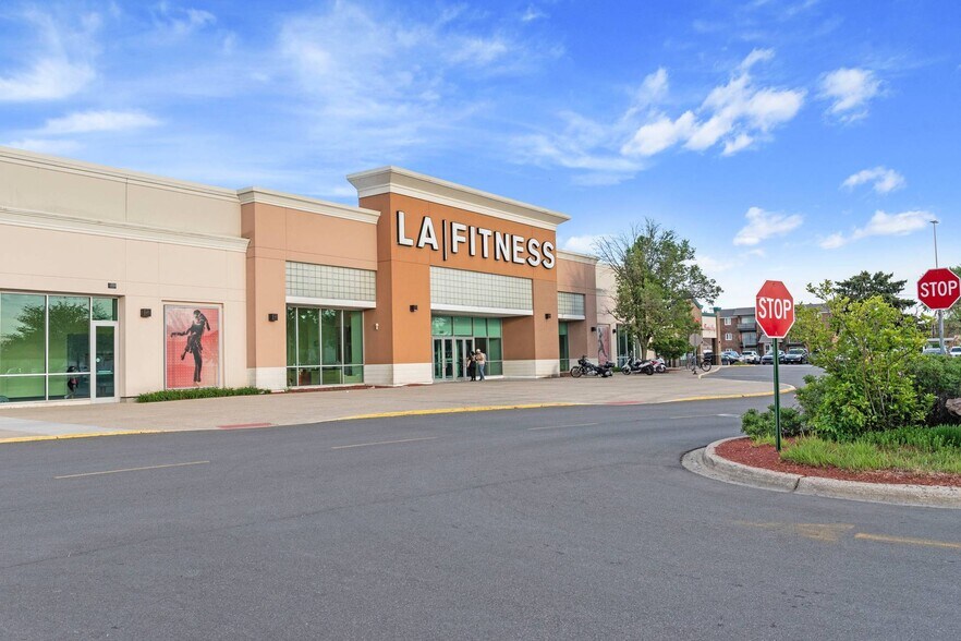 200 Broadview Village Sq, Broadview, IL à vendre - Photo de l’immeuble – Image 3 sur 7