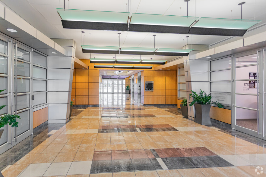 6711 Columbia Gateway Dr, Columbia, MD à louer - Hall d’entrée – Image 3 sur 9