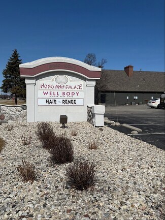 Plus de détails pour 10040-10046 N Port Washington Rd, Mequon, WI - Bureau/Local commercial à louer