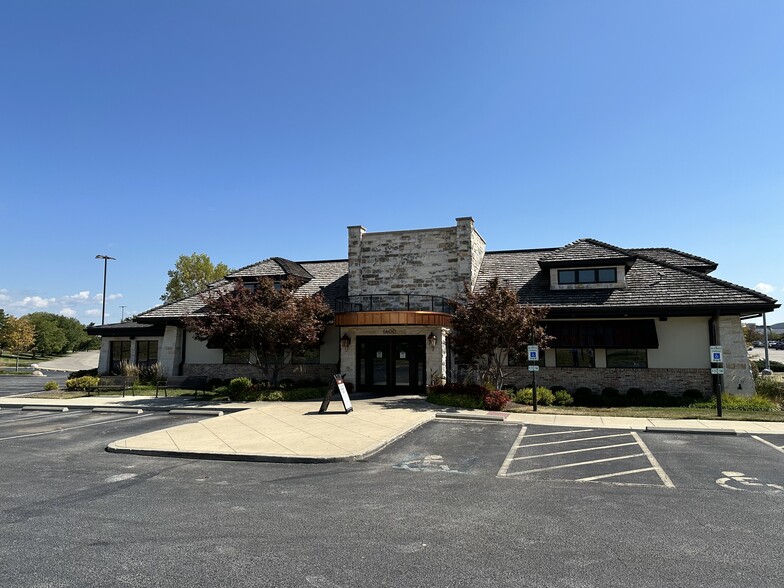 6600 N Illinois St, Fairview Heights, IL à louer - Photo principale – Image 1 sur 2
