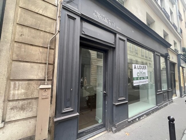 Plus de détails pour Local commercial à louer