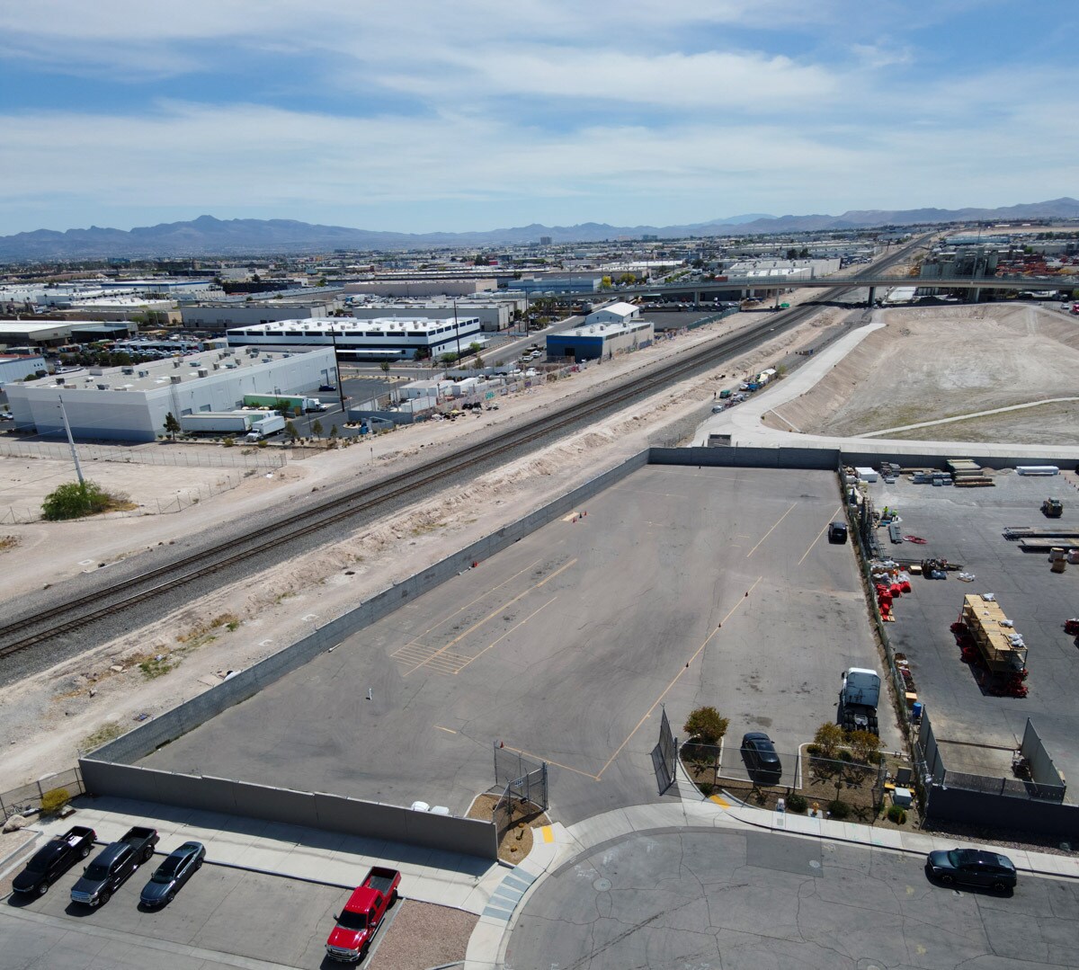 4241 Reno Ave, Las Vegas, NV à louer Photo principale– Image 1 sur 10