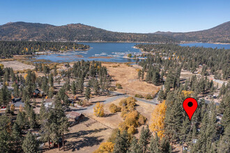 39921 Big Bear Blvd, Big Bear Lake, CA - VUE AÉRIENNE  vue de carte