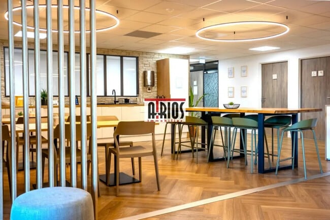 Plus de détails pour Bureau à louer