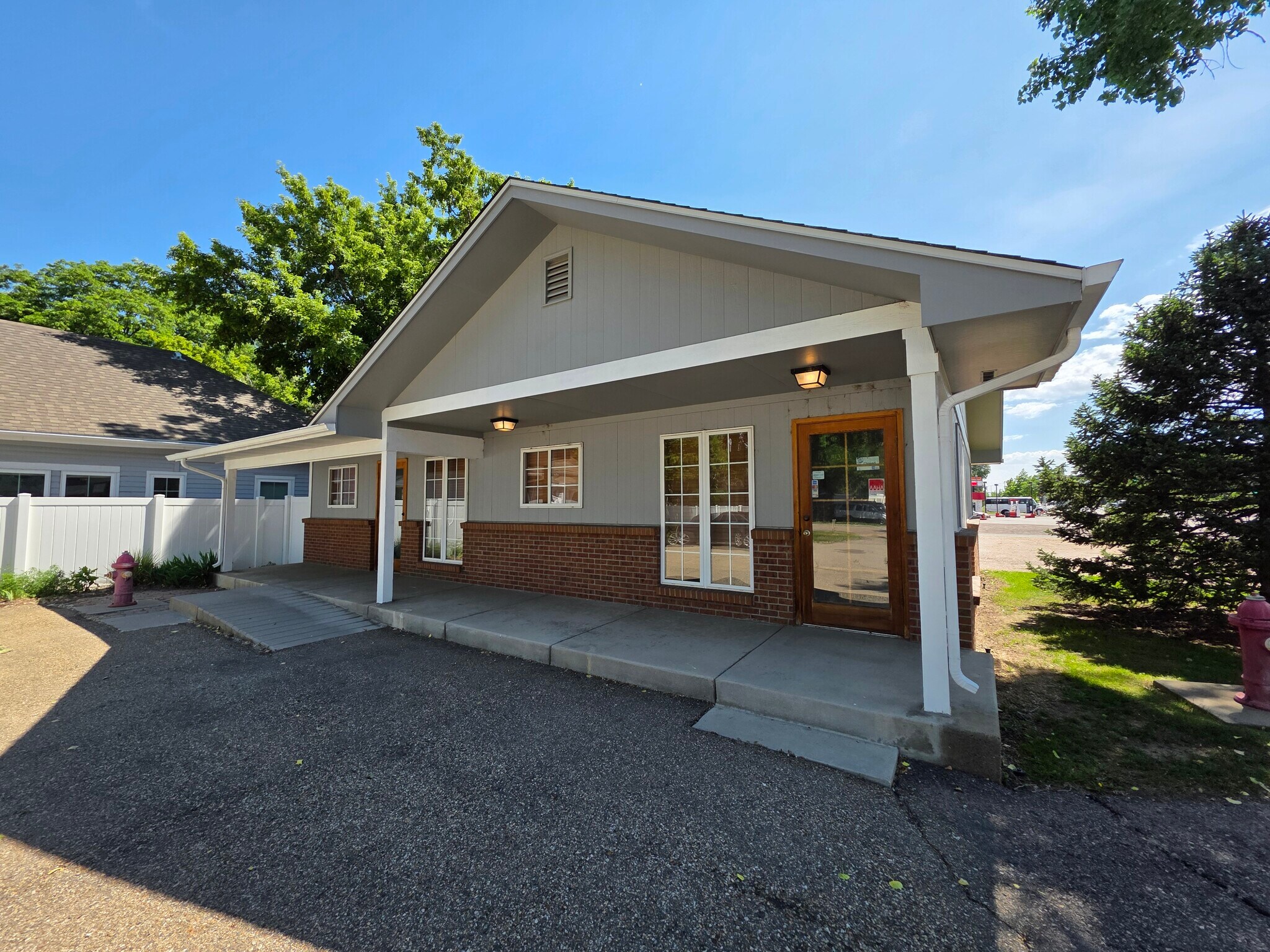 20 3rd Ave, Longmont, CO à louer Photo de l’immeuble– Image 1 sur 5