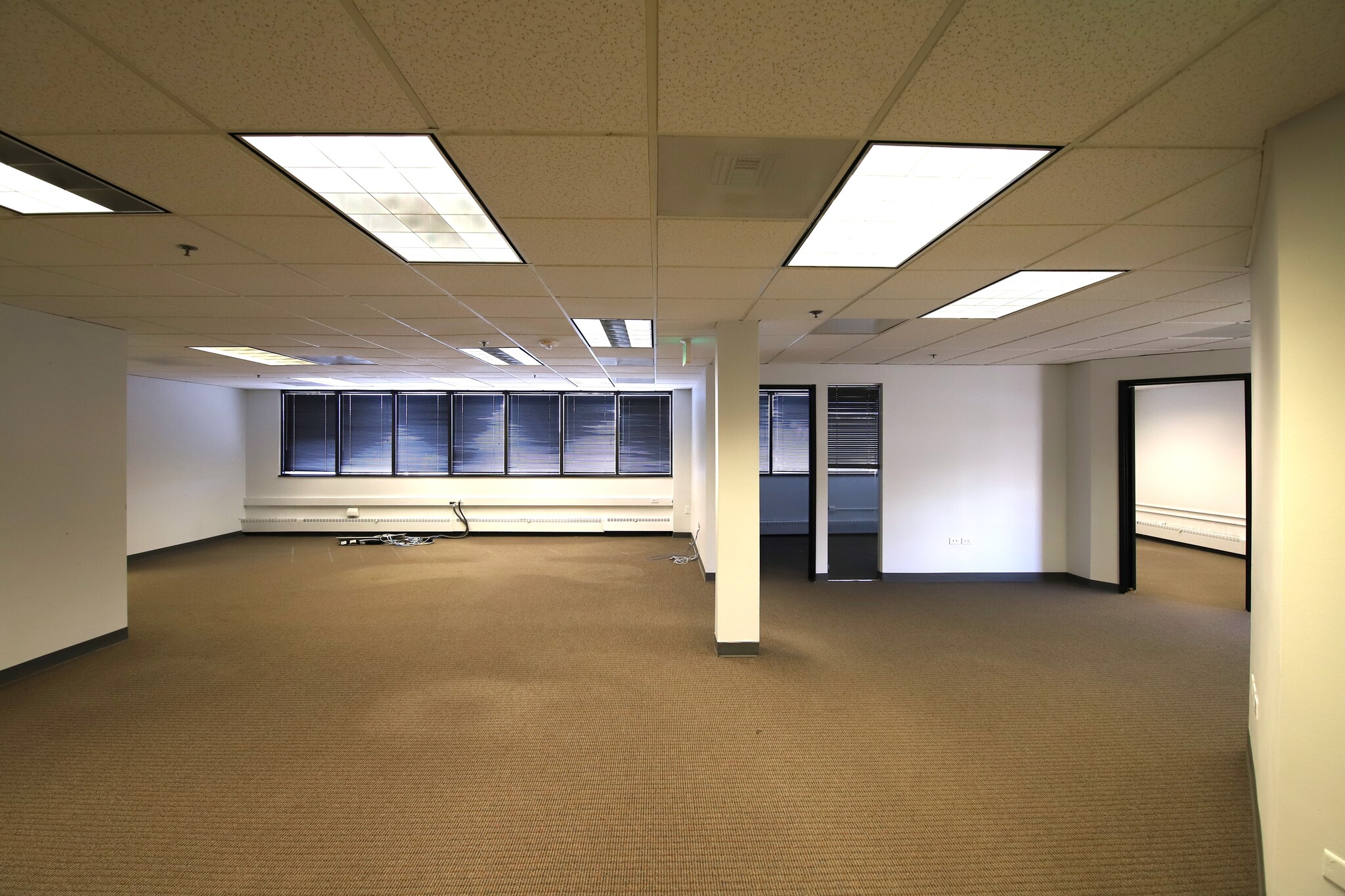 1001 S Monaco Pky, Denver, CO à louer Photo intérieure– Image 1 sur 14