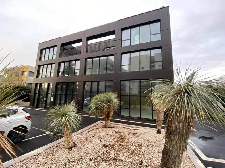 Bureau dans Montpellier à vendre - Photo de l’immeuble – Image 1 sur 5