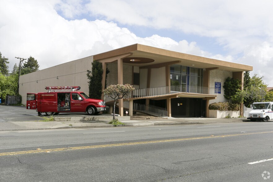 1416 Tennessee St, Vallejo, CA à louer - Photo de l’immeuble – Image 1 sur 32