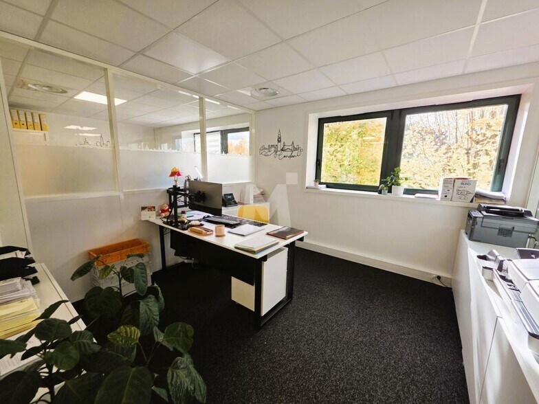 Bureau dans Évry-Courcouronnes à louer - Photo intérieure – Image 3 sur 11