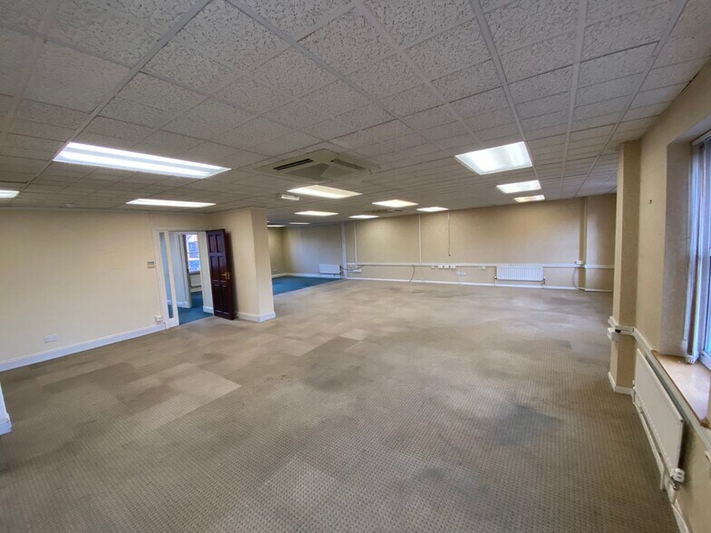 Brown St, Salisbury à louer - Photo de l’immeuble – Image 2 sur 3