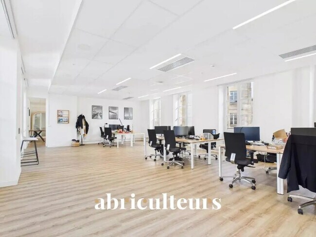 Plus de détails pour 10 Allée De Tourny, Bordeaux - Bureau à louer