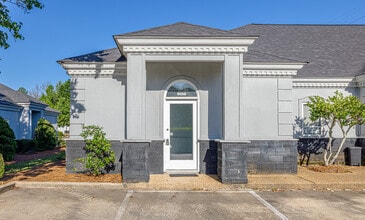 359 Towne Center Blvd, Ridgeland, MS à louer Photo de l’immeuble– Image 1 sur 1