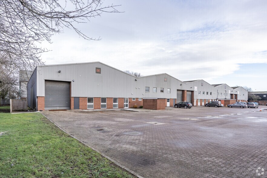Alexandra Way, Ashchurch à louer - Photo principale – Image 1 sur 3