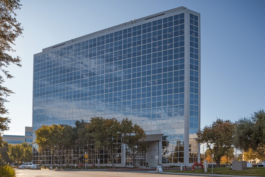 2350 Mission College Blvd, Santa Clara, CA à louer - Photo de l’immeuble – Image 1 sur 14