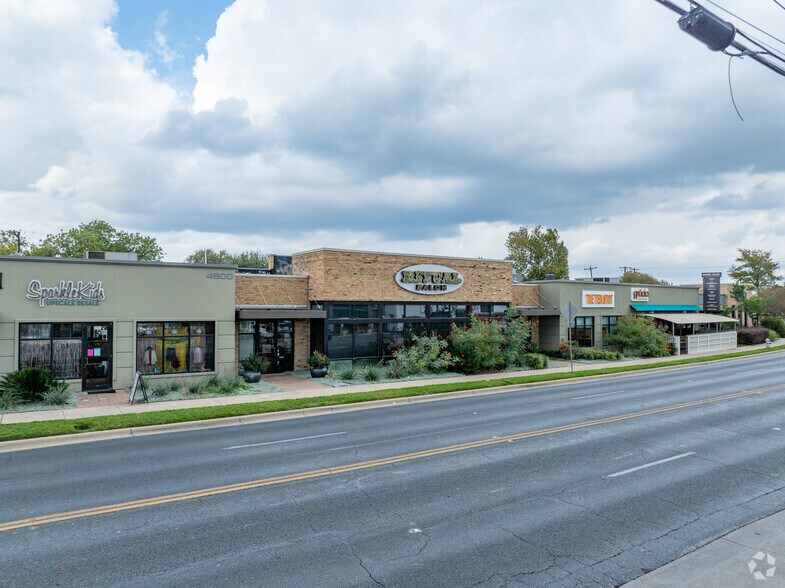 4800 Burnet Rd, Austin, TX à louer - Photo de l’immeuble – Image 2 sur 4
