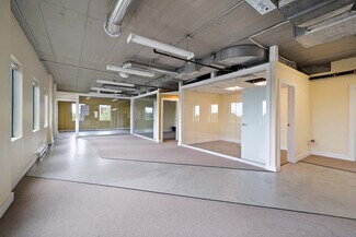 Plus de détails pour 5900-5950 Ch De La Côte-Des-Neiges, Montréal, QC - Bureau à louer