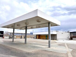 Plus de détails pour 4603 W Yellowstone Hwy, Mills, WY - Local commercial à vendre