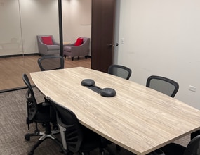 14142 Denver West Pky, Lakewood, CO à louer Photo intérieure– Image 2 sur 14