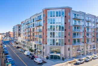 Plus de détails pour 121 Towne St, Stamford, CT - Local commercial à louer