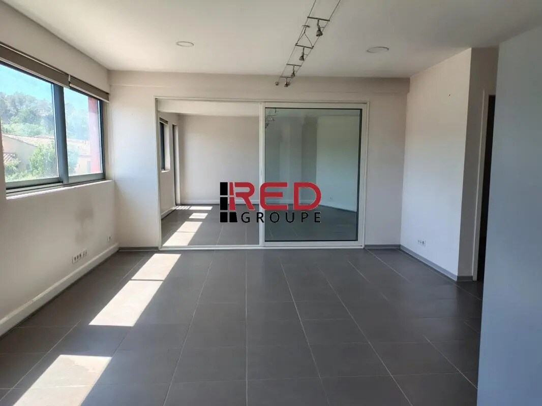 Bureau dans Meyreuil à louer Photo de l’immeuble– Image 1 sur 5