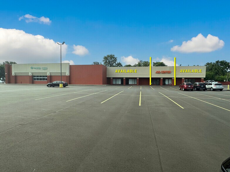 13384-13470 Schoenherr Rd, Warren, MI à louer - Photo de l’immeuble – Image 2 sur 6