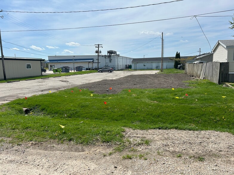 215 Dye Rd, Illiopolis, IL à vendre - Photo de l’immeuble – Image 3 sur 6