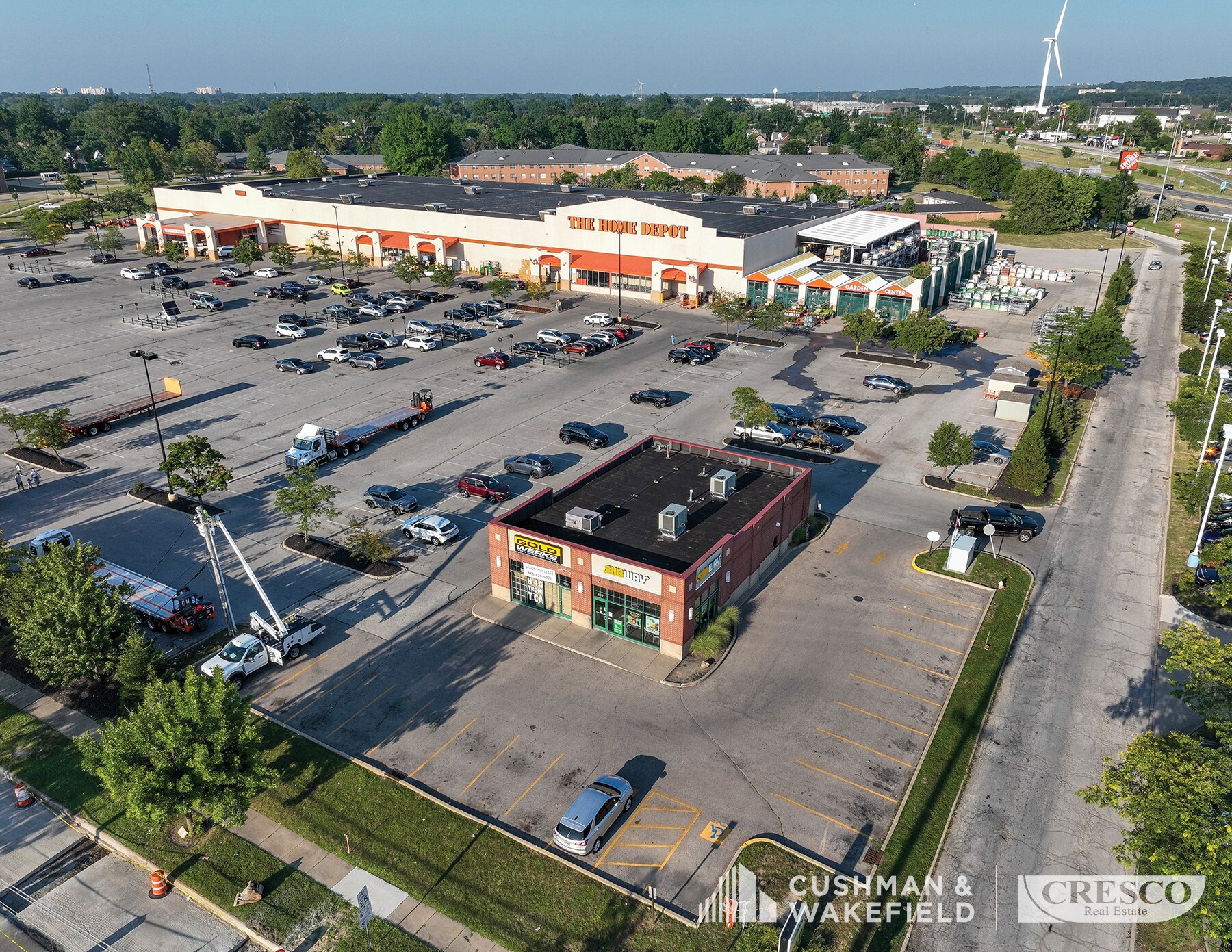 893-899 E 200th St, Euclid, OH à louer Photo principale– Image 1 sur 5