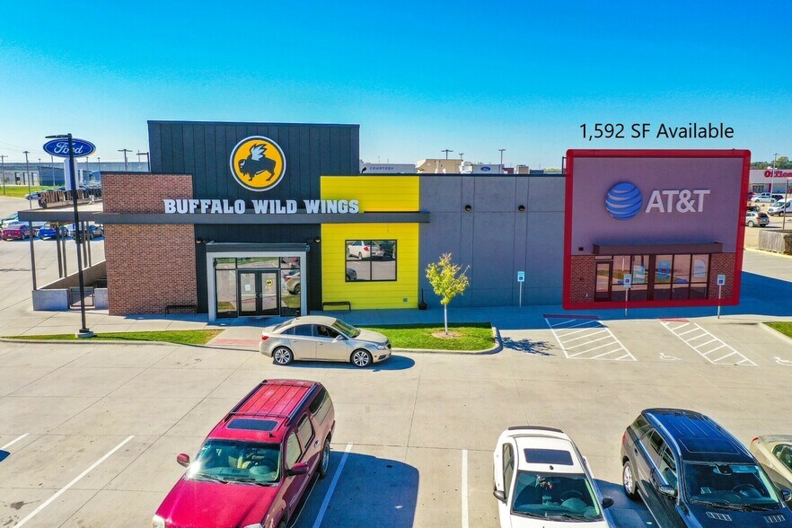 2019 Krenzien Dr, Norfolk, NE à louer - Photo de l’immeuble – Image 2 sur 5