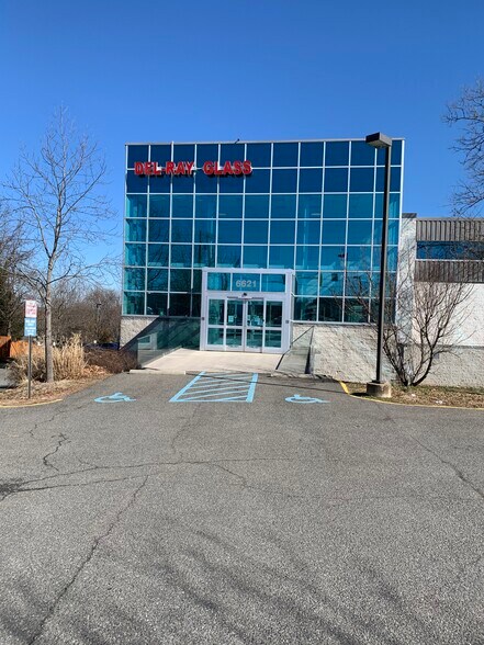 6621 Richmond Hwy, Alexandria, VA à louer - Photo de l’immeuble – Image 2 sur 8