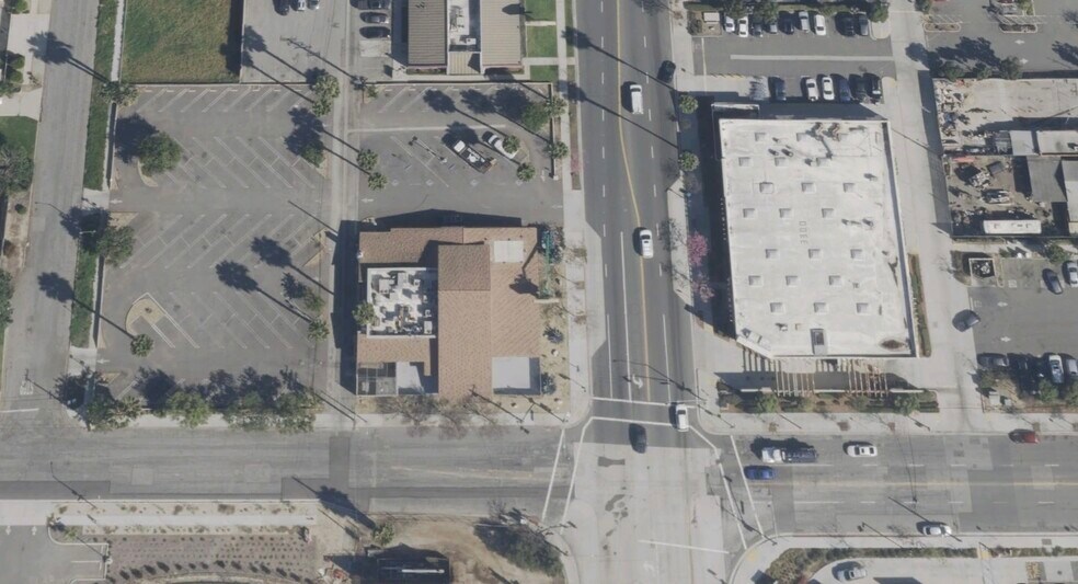 3301 Atlantic Ave, Long Beach, CA à louer - Aérien – Image 1 sur 3