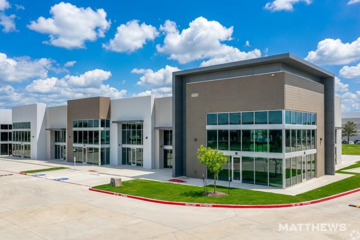 4081 E Plano Pky, Plano, TX à louer Photo principale– Image 1 sur 4