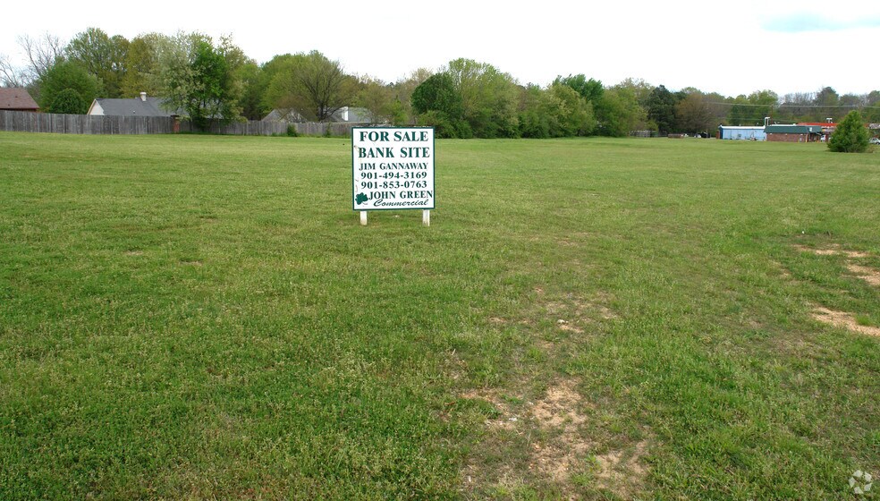 0 Poplar, Collierville, TN à vendre - Photo de l’immeuble – Image 2 sur 7